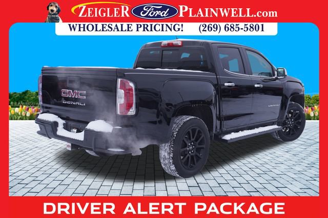 Used 2022 GMC Canyon Denali w/ Denali Black Edition Package image 3