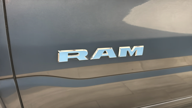 Used 2021 RAM 1500 Laramie AWD/4WD image 42