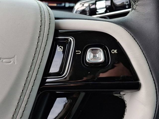 New 2026 Lincoln Aviator AWD image 18