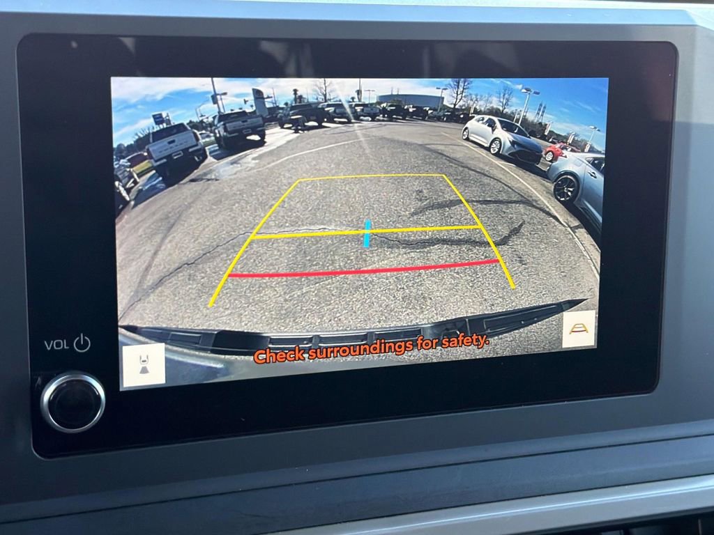 Certified 2025 Toyota Tacoma SR image 13