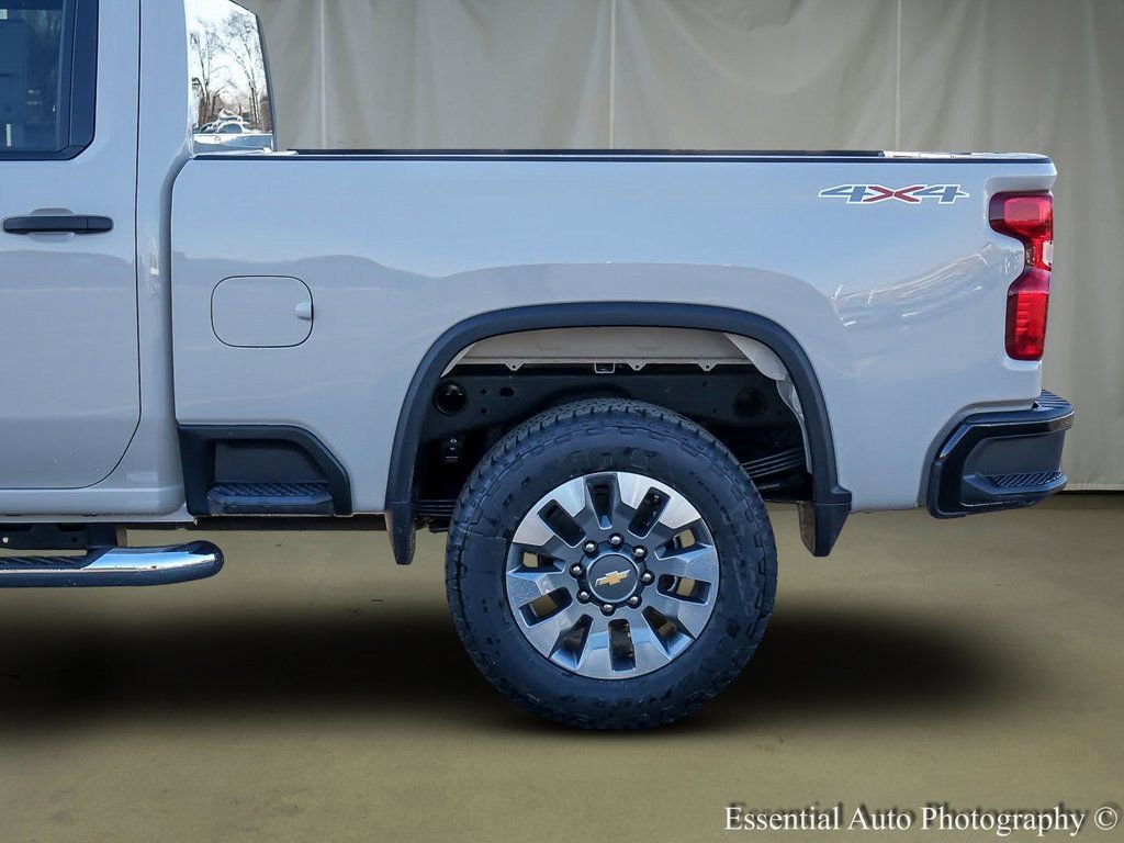 New 2026 Chevrolet Silverado 2500 Custom w/ Custom Value Package image 9