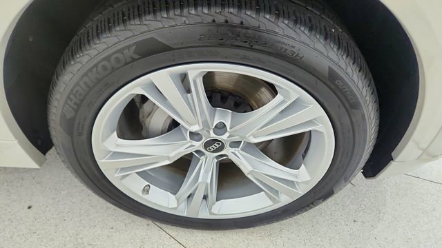 Used 2023 Audi Q8 Premium Plus w/ Premium Plus Package AWD/4WD image 57