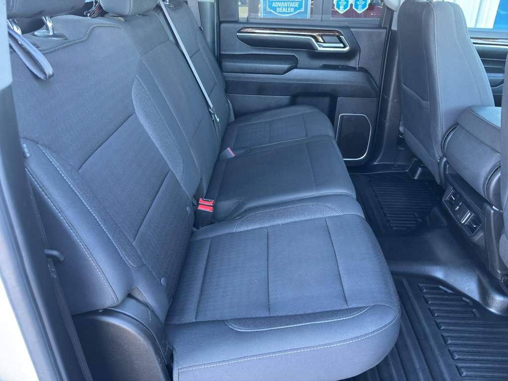 Used 2024 GMC Sierra 3500 SLE w/ SLE Convenience Package image 12