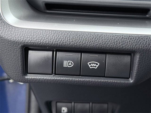 Certified 2025 Toyota Prius LE image 32