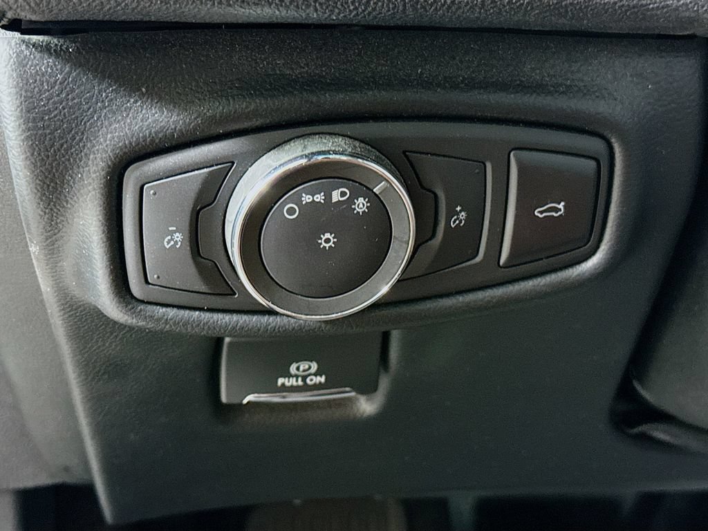 Used 2017 Lincoln MKZ Reserve w/ Luxury Package FWD image 10