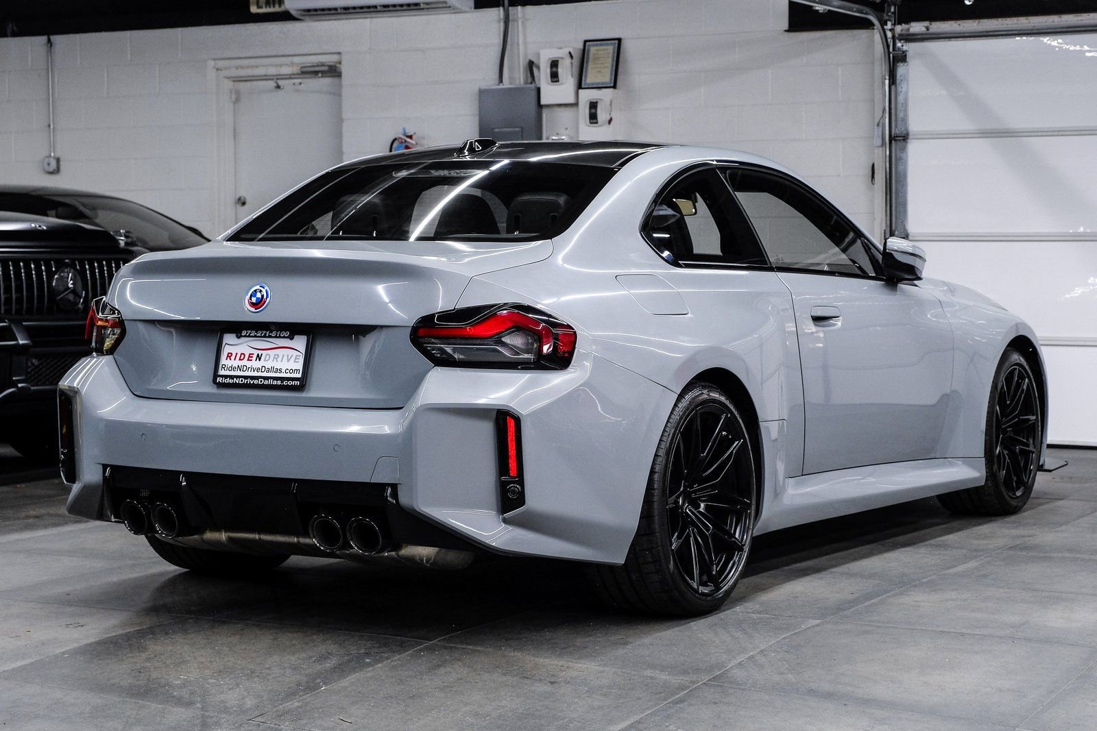 Used 2023 BMW M2 w/ Lighting Package image 12