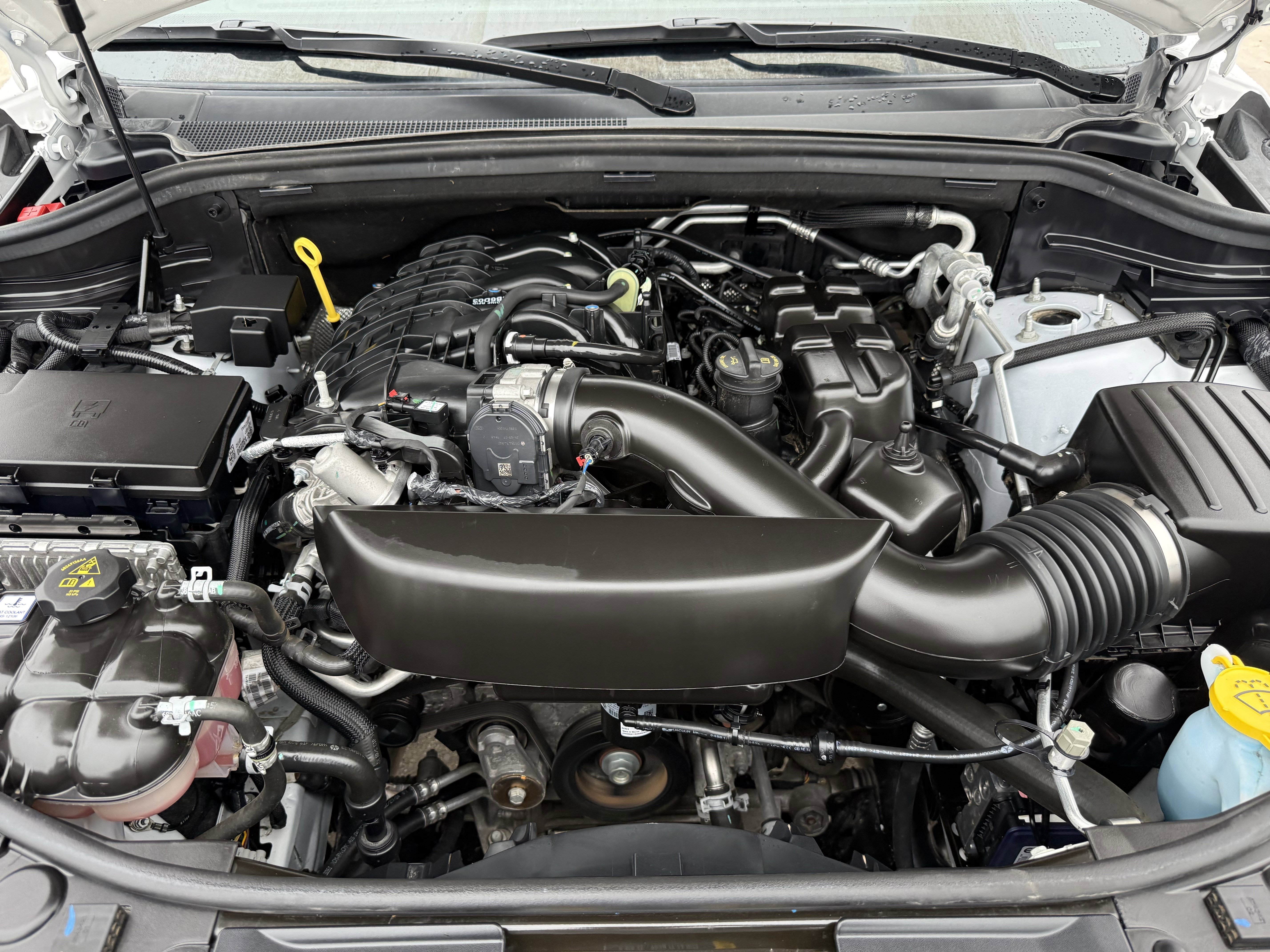 Used 2024 Dodge Durango GT image 35