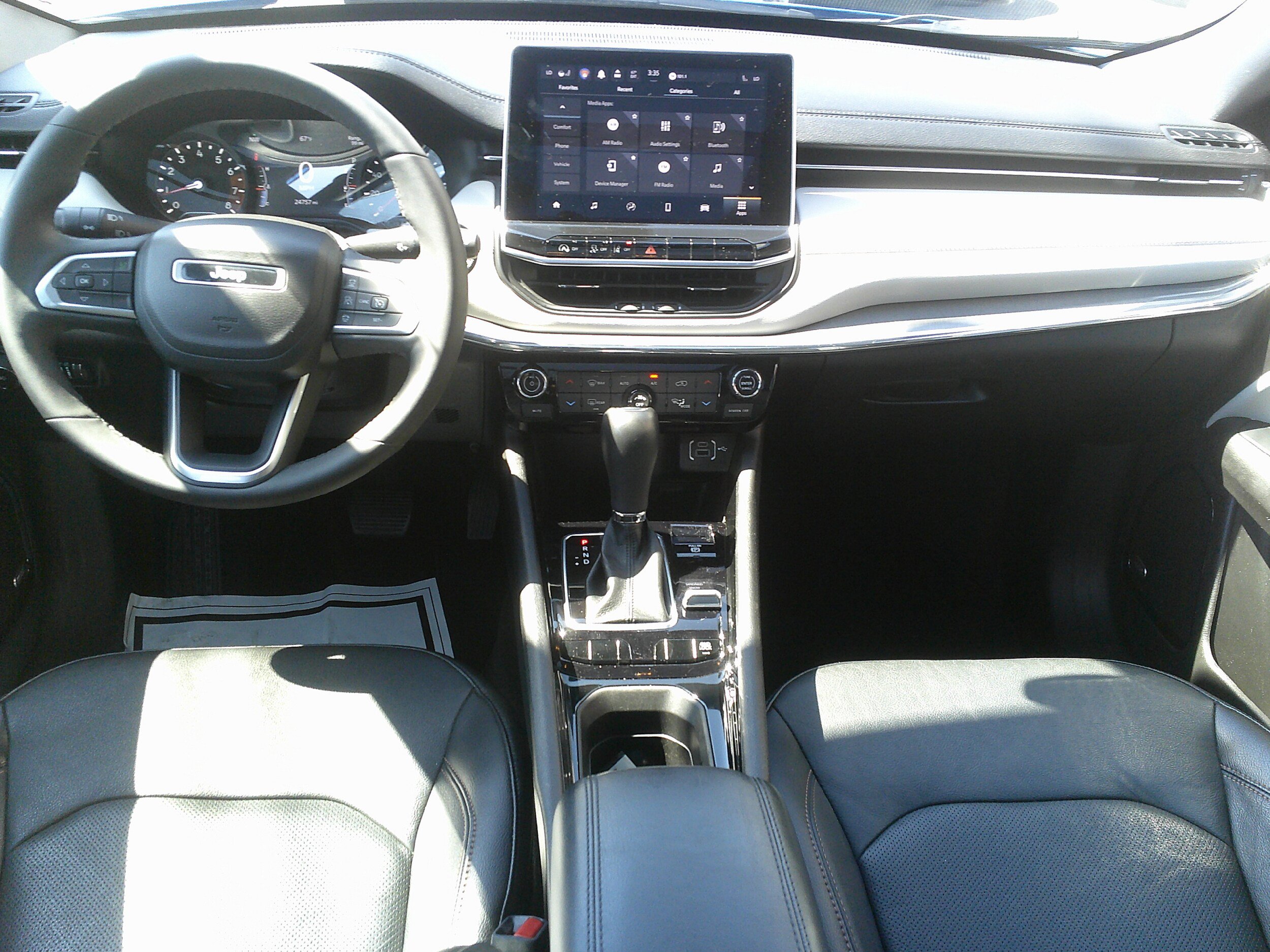 Used 2023 Jeep Compass Limited w/ Sun and Sound Group AWD/4WD image 20