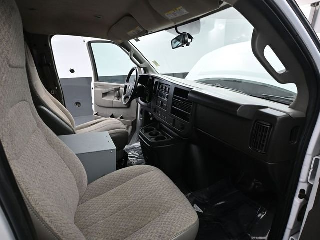 Used 2022 Chevrolet Express 2500 w/ Driver Convenience Package image 38