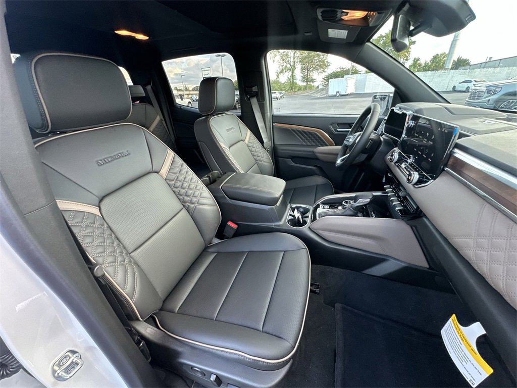 New 2026 GMC Canyon Denali image 23