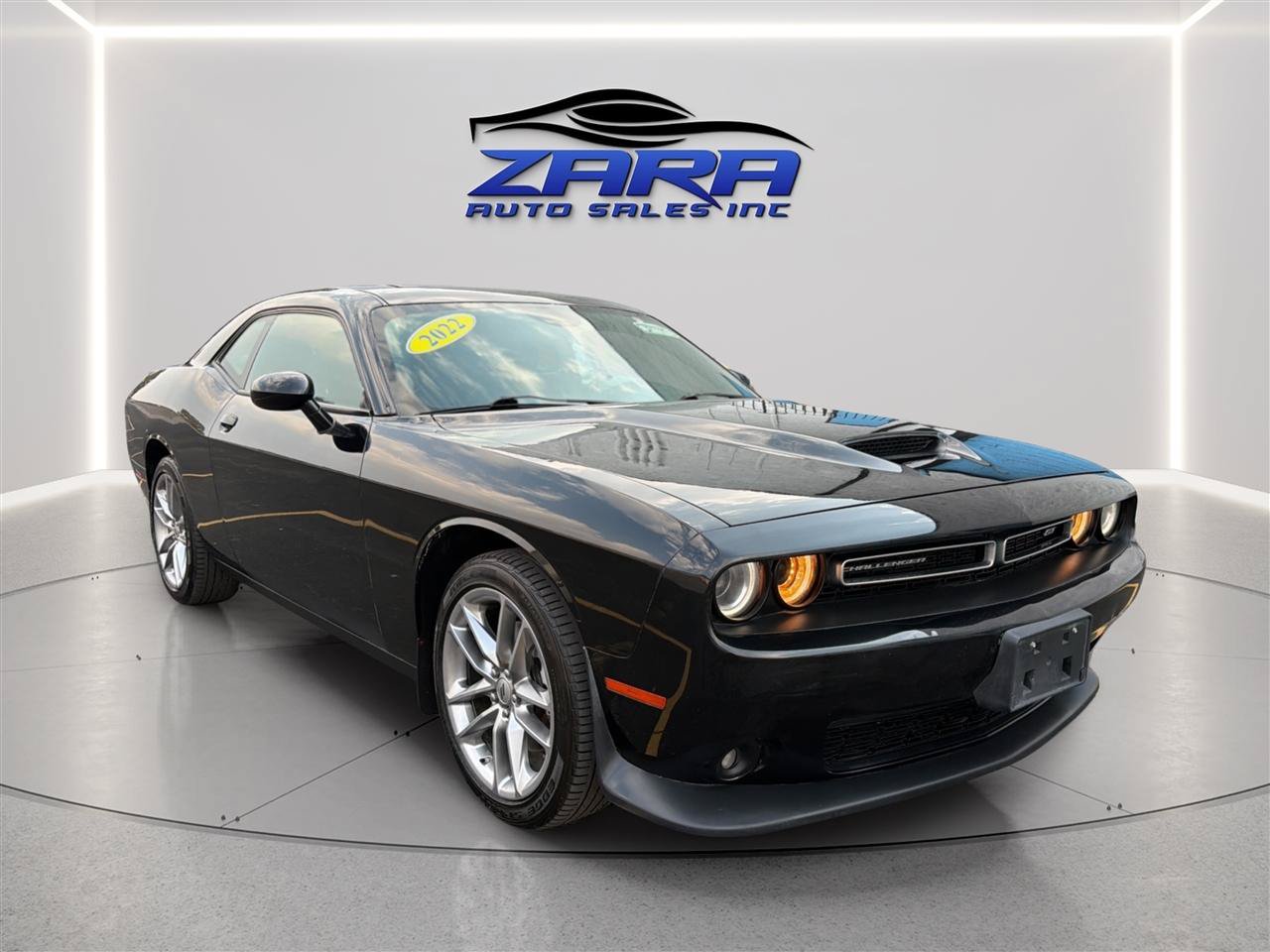 Used 2022 Dodge Challenger GT AWD/4WD image 9