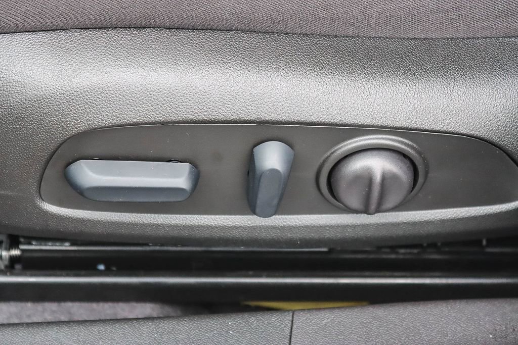 Used 2025 Chevrolet Malibu LT image 20