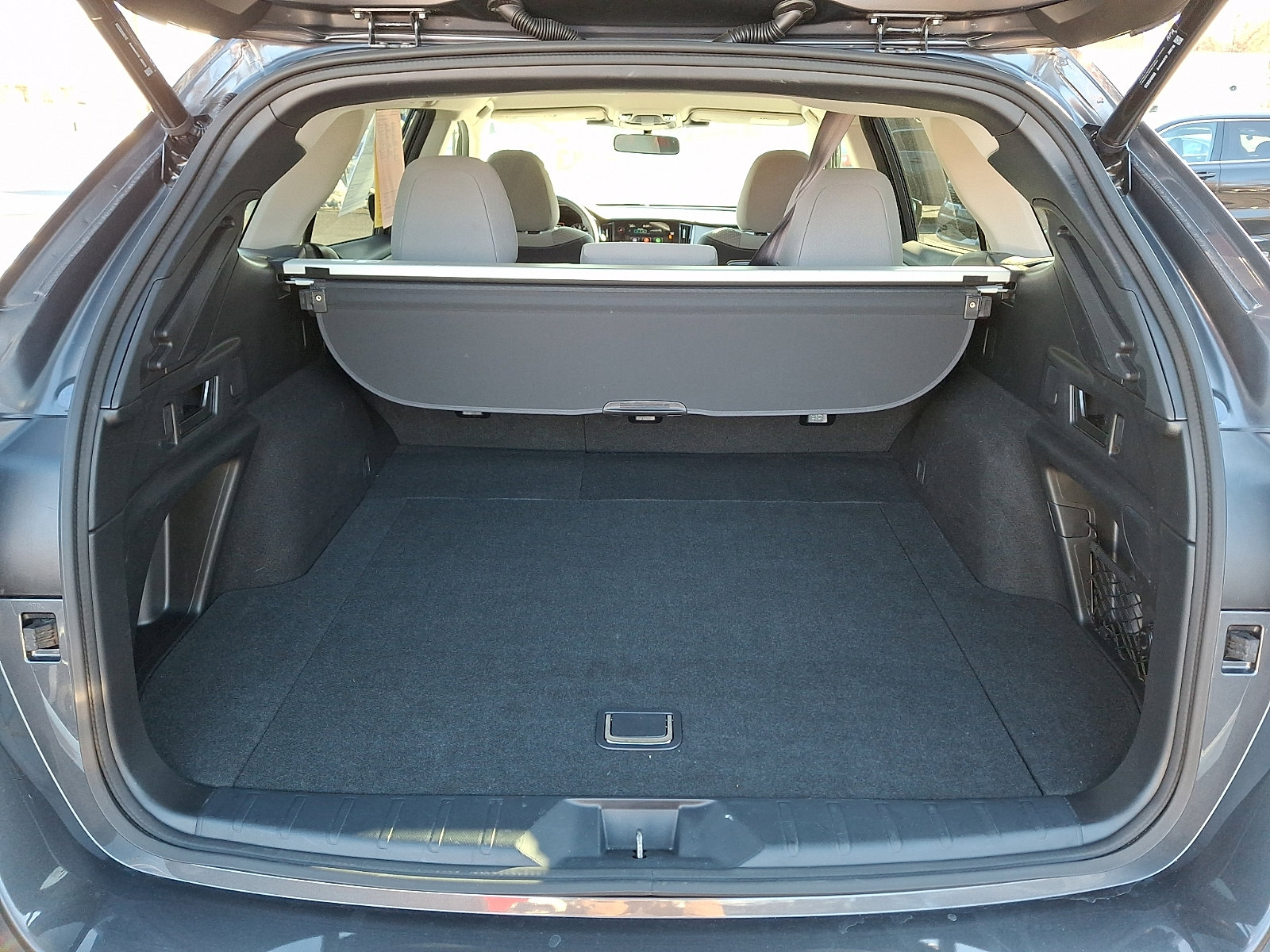 Used 2023 Subaru Outback Premium image 19