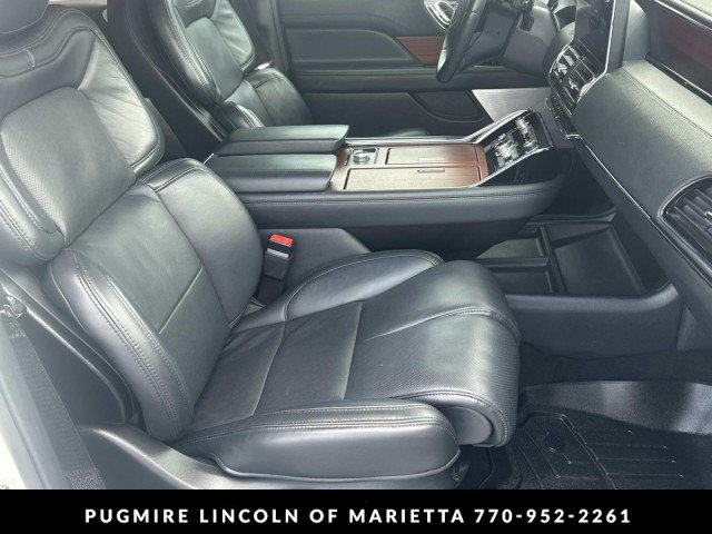 Used 2023 Lincoln Navigator L Reserve AWD/4WD image 13