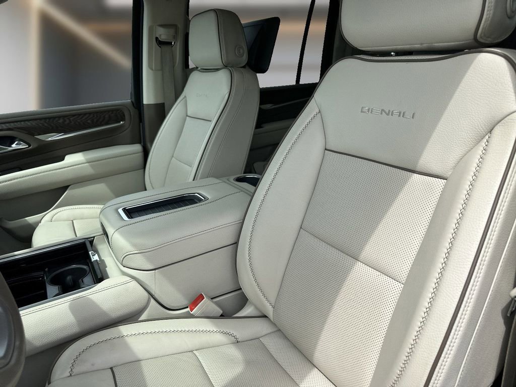 Certified 2024 GMC Yukon XL Denali w/ Denali Reserve Package AWD/4WD image 7