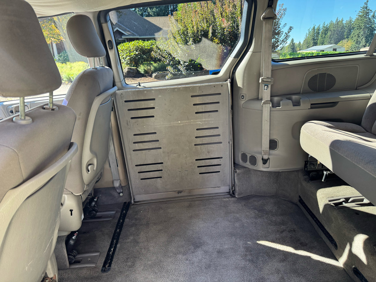 Used 2002 Dodge Grand Caravan Sport image 24