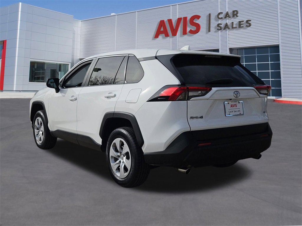 Used 2024 Toyota RAV4 LE image 3