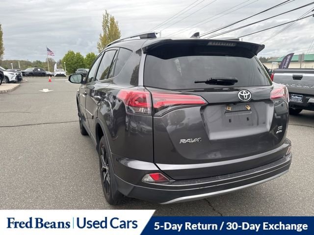 Used 2018 Toyota RAV4 SE w/ Power Extra Value Package AWD/4WD image 10