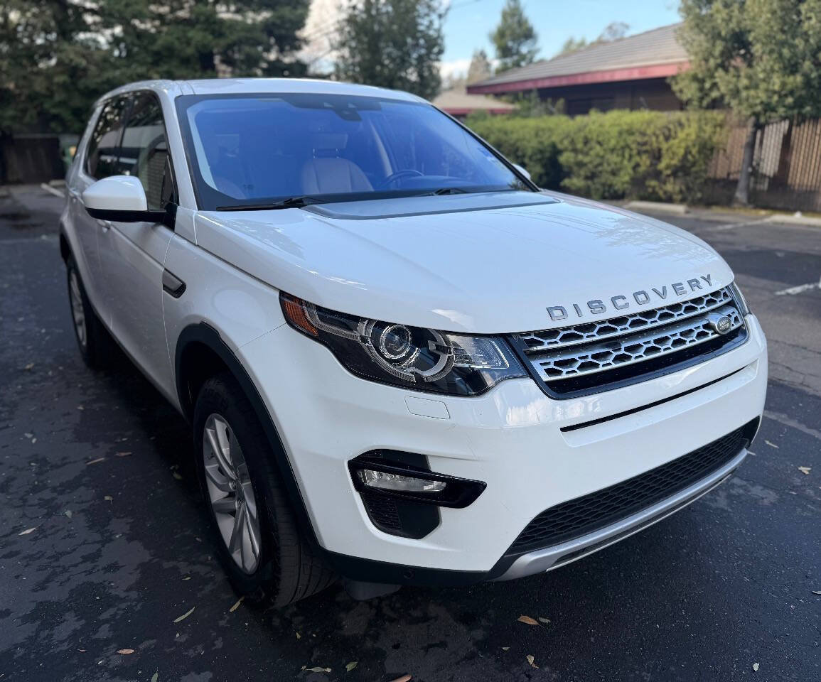 Used 2019 Land Rover Discovery Sport HSE AWD/4WD image 5