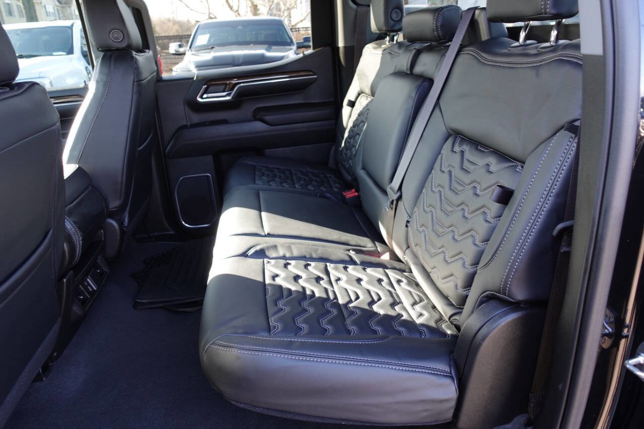 Used 2023 GMC Sierra 1500 Elevation image 23