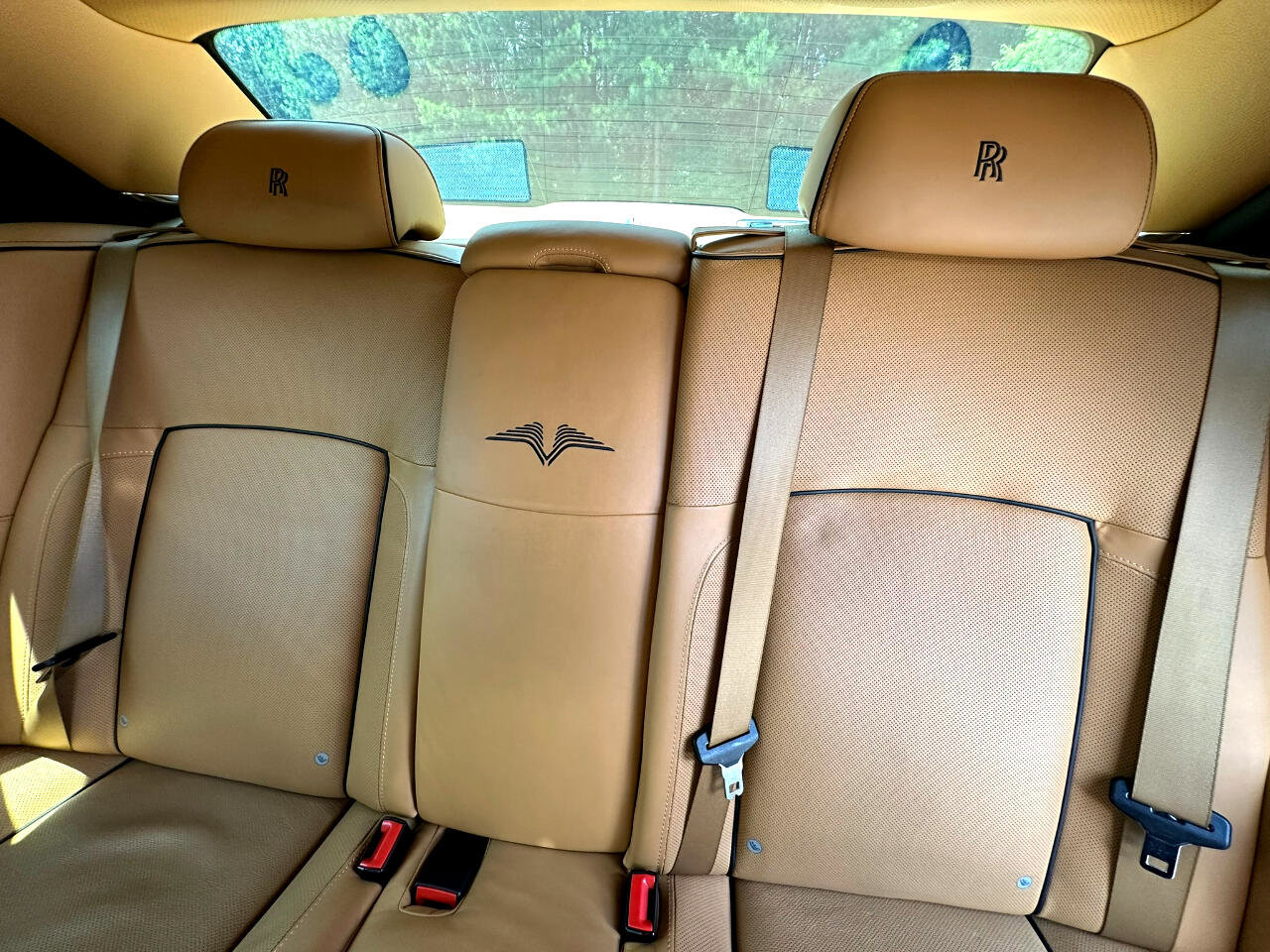 Used 2014 Rolls-Royce Ghost image 38