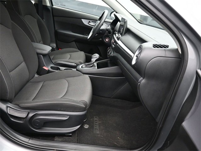 Used 2024 Kia Forte LXS w/ LXS Technology Package image 7