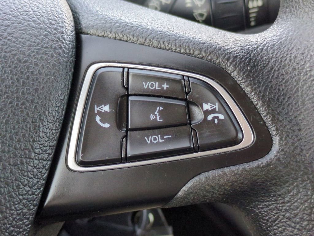 Used 2018 Ford Escape SE image 26