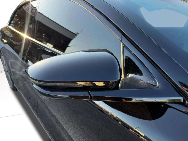 Used 2025 Lucid Air Pure image 9