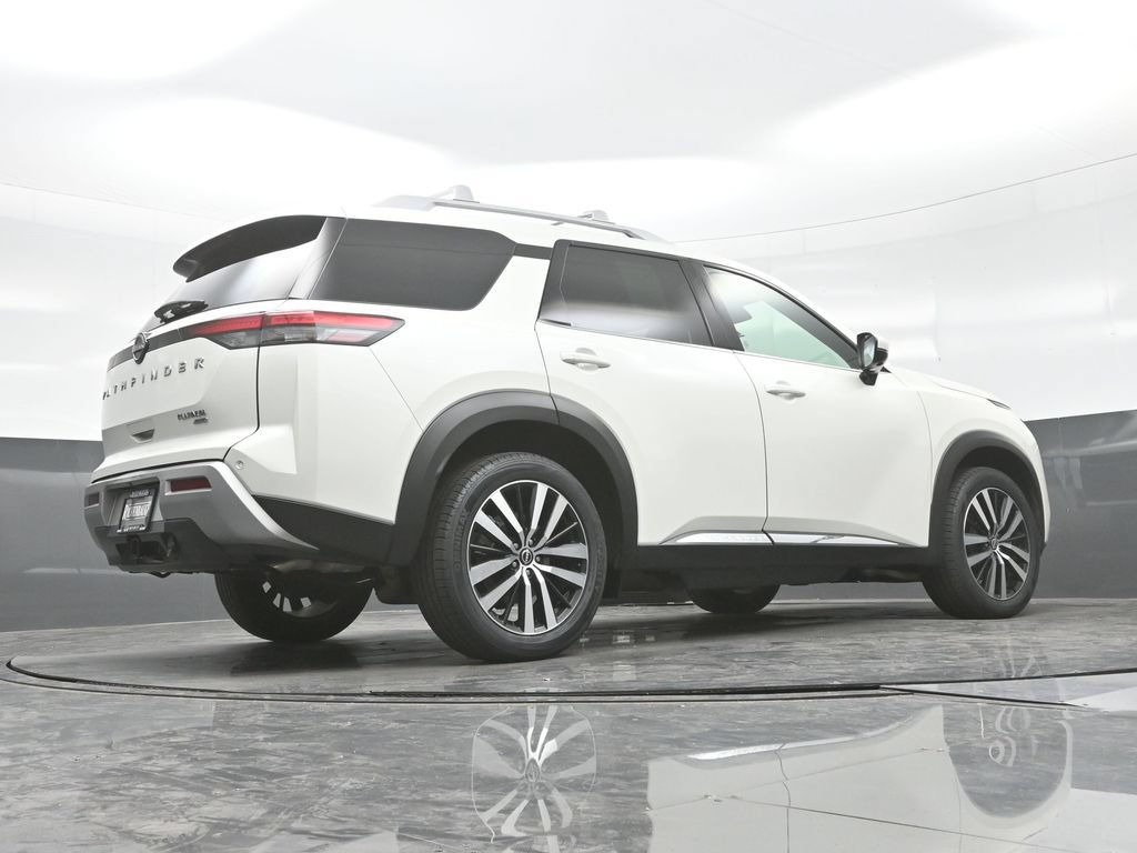 Used 2023 Nissan Pathfinder Platinum AWD/4WD image 39