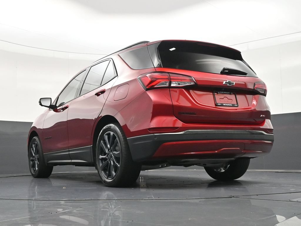 Used 2023 Chevrolet Equinox RS w/ RS Leather Package FWD image 27