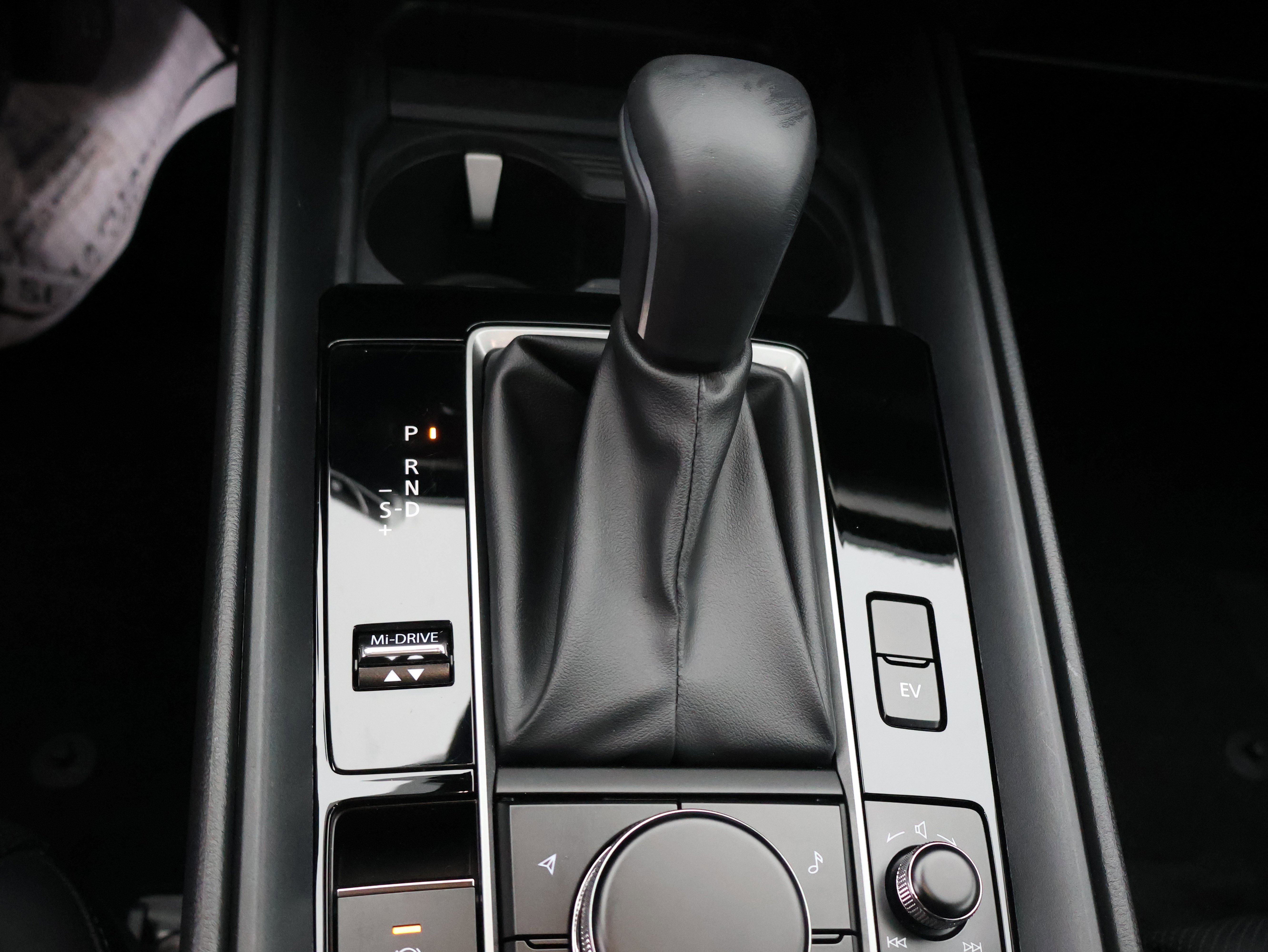 Certified 2025 MAZDA CX-50 AWD 2.5 Hybrid w/ Premium Pkg image 25