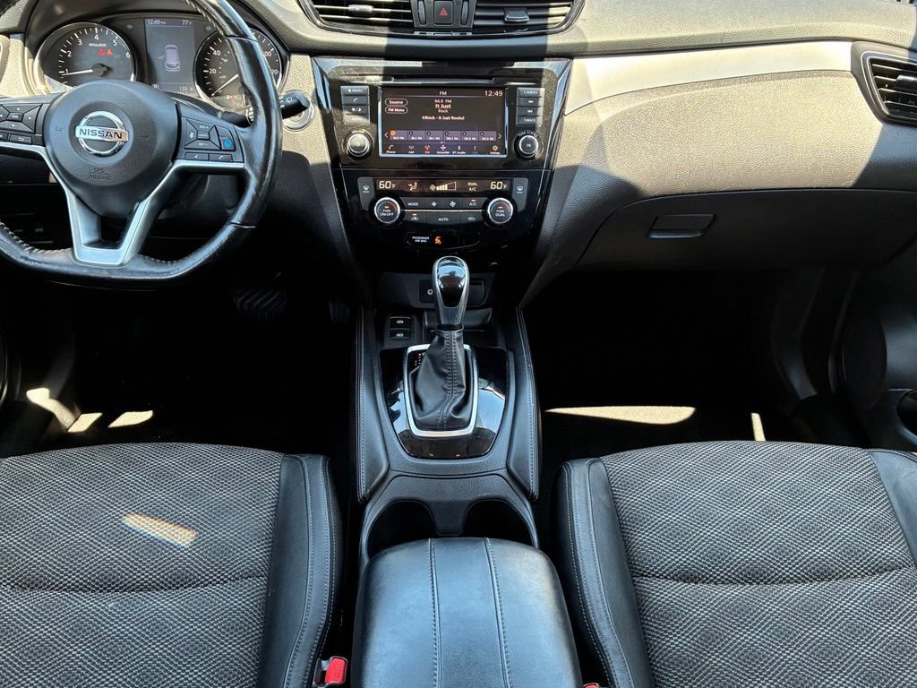 Used 2020 Nissan Rogue Sport SV w/ Technology Package AWD/4WD image 11