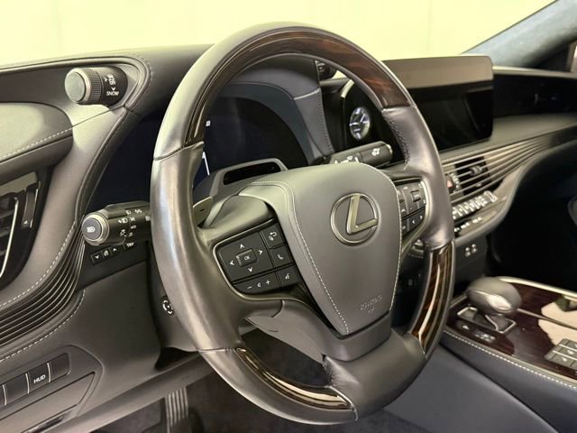 Used 2024 Lexus LS 500 w/ Interior Upgrade Package image 17