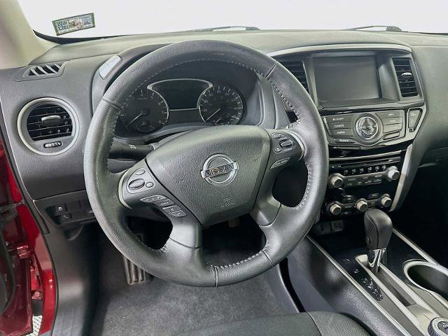 Certified 2020 Nissan Pathfinder SV image 9