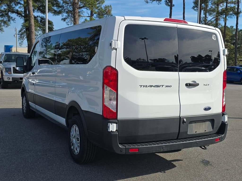 Used 2023 Ford Transit 350 XLT image 5