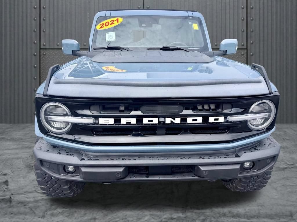 Used 2021 Ford Bronco Outer Banks w/ Sasquatch Package AWD/4WD image 8