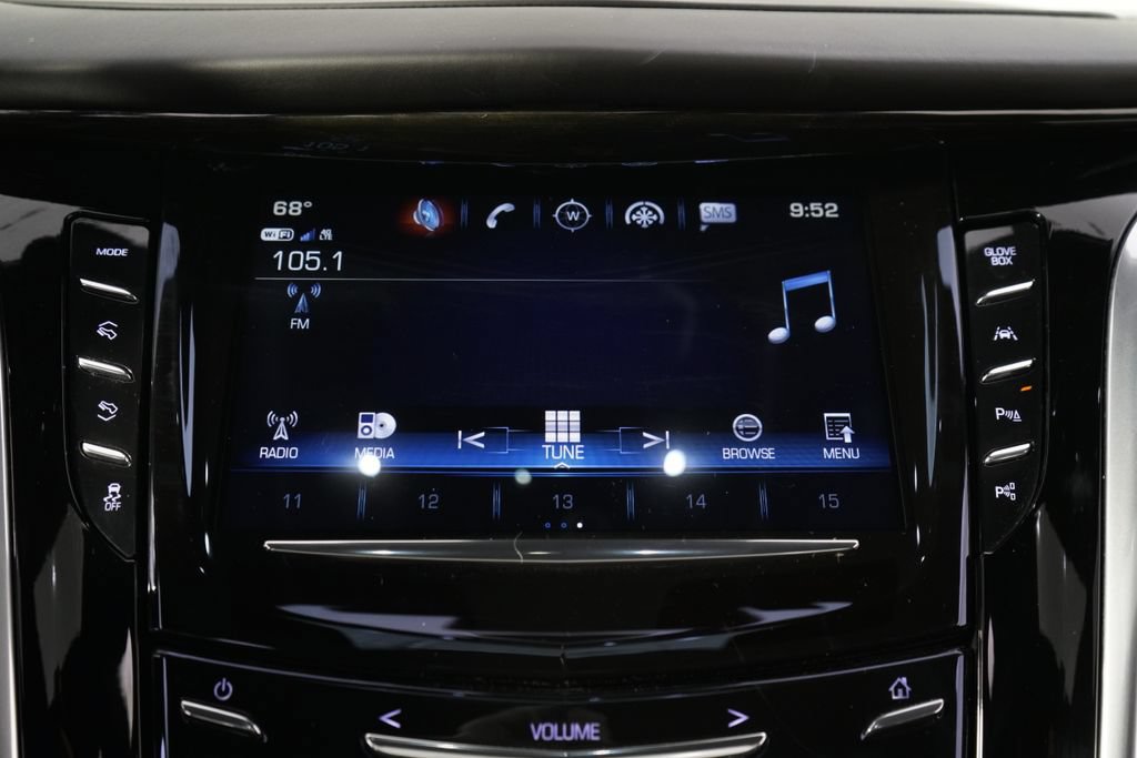 Used 2020 Cadillac Escalade Platinum AWD/4WD image 28