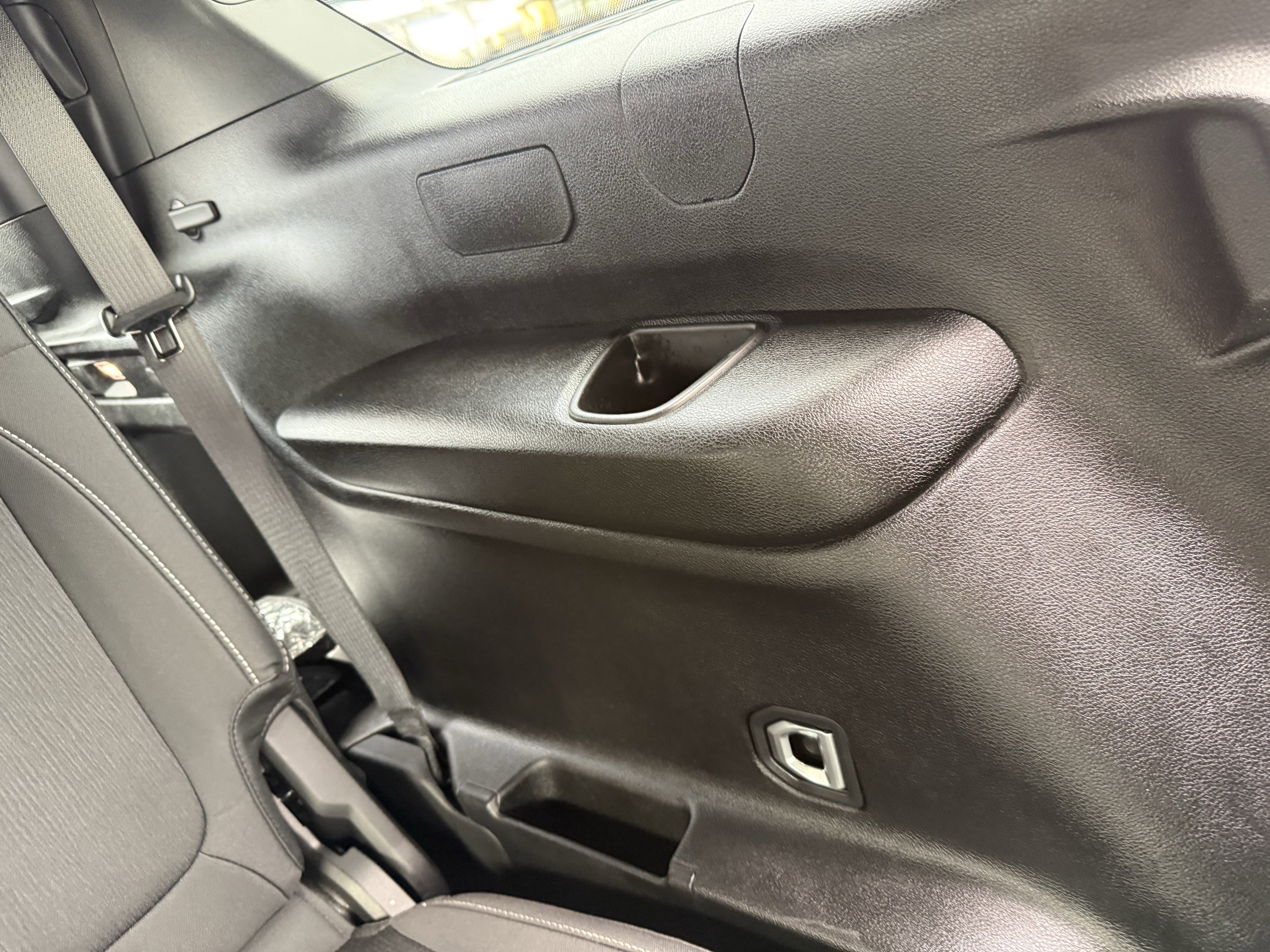 Used 2024 Jeep Grand Cherokee L Laredo image 14