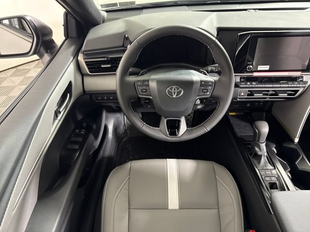 New 2026 Toyota Camry SE FWD image 17