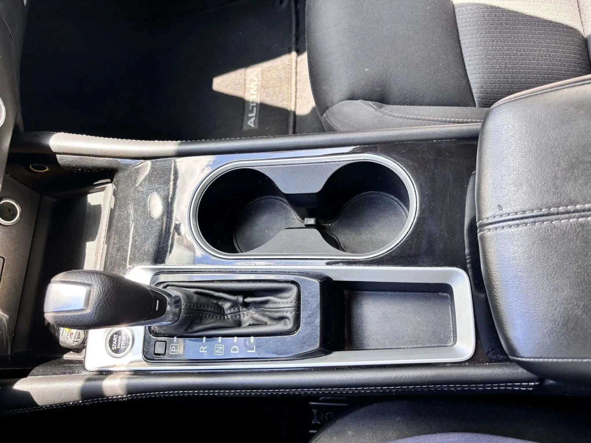 Used 2023 Nissan Altima 2.5 SV image 29