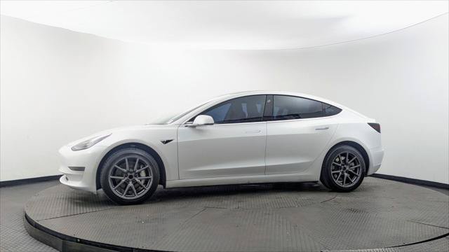 Used 2019 Tesla Model 3 Long Range RWD image 3