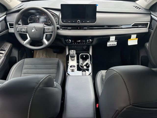 New 2025 Mitsubishi Outlander SE AWD/4WD image 14
