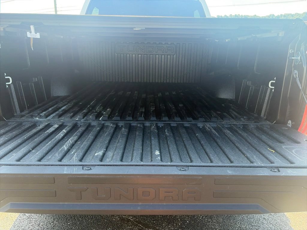 Used 2026 Toyota Tundra Limited AWD/4WD image 14