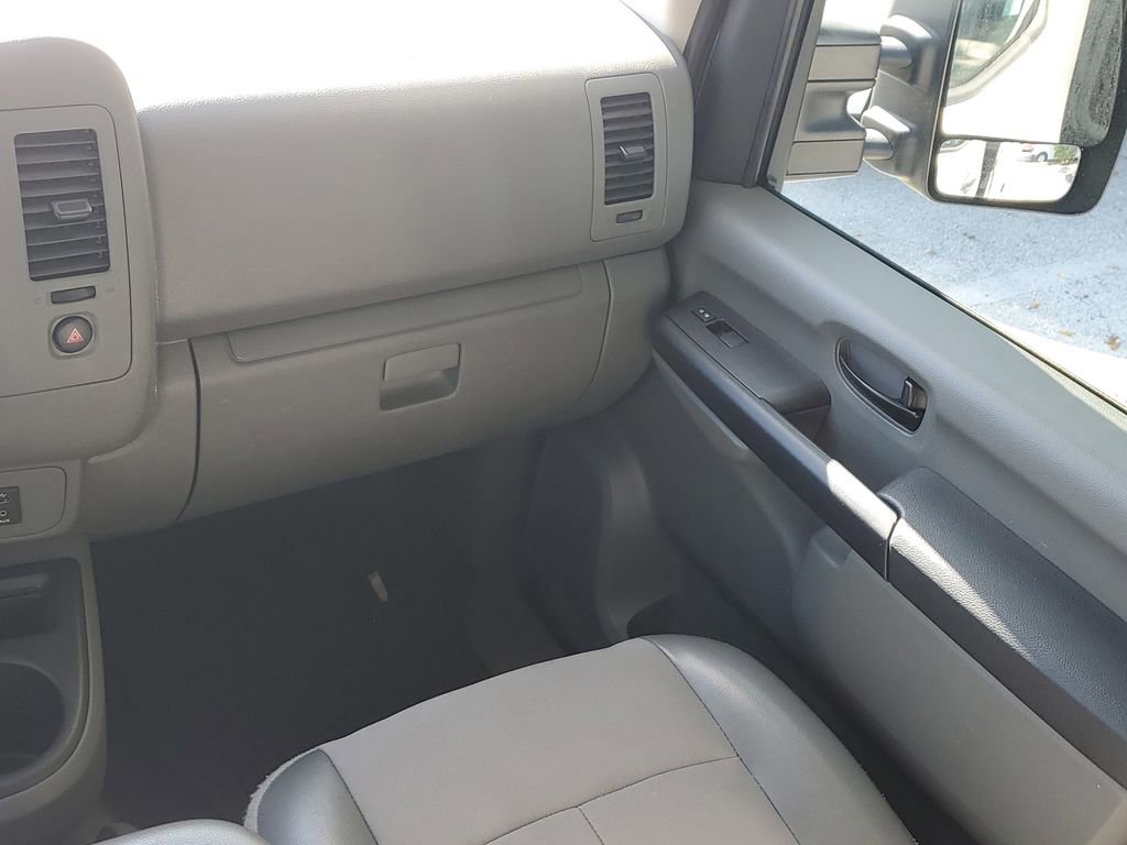Used 2021 Nissan NV 2500 SV w/ Back Door Glass Package RWD image 16