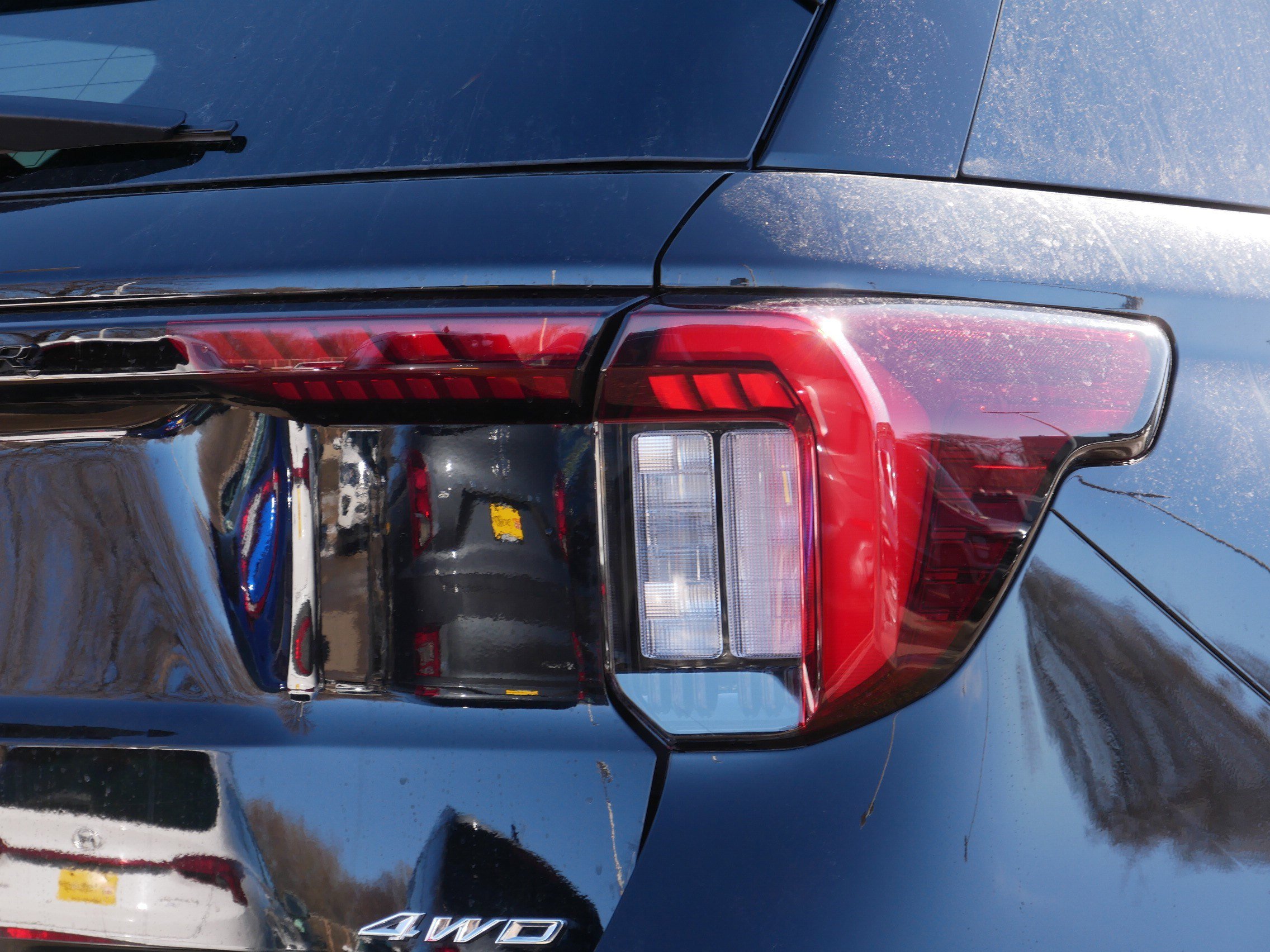 Used 2026 Ford Explorer ST-Line w/ ST-Line Street Pack image 17