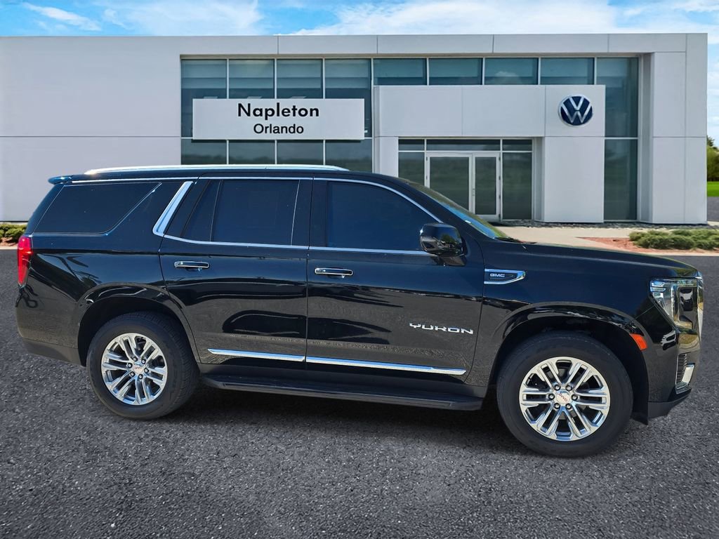Used 2021 GMC Yukon SLT w/ SLT Premium Package RWD image 3