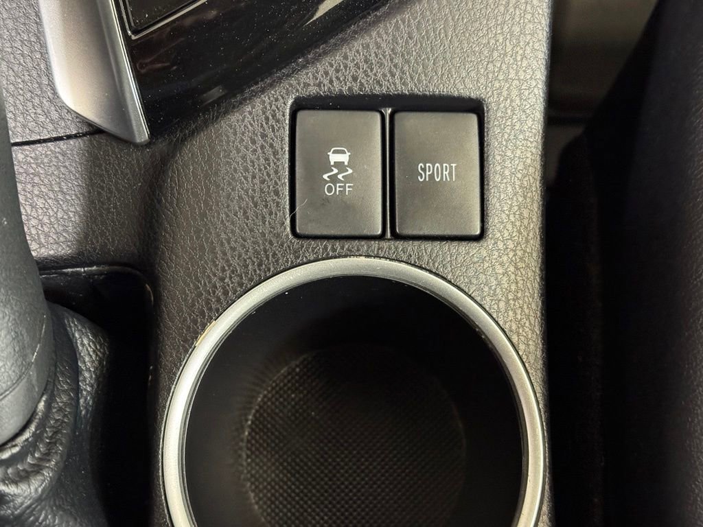 Used 2019 Toyota Corolla SE w/ SE Premium Package FWD image 31