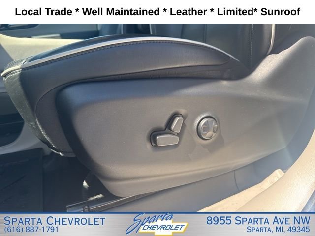 Used 2022 Chrysler Pacifica Limited image 13