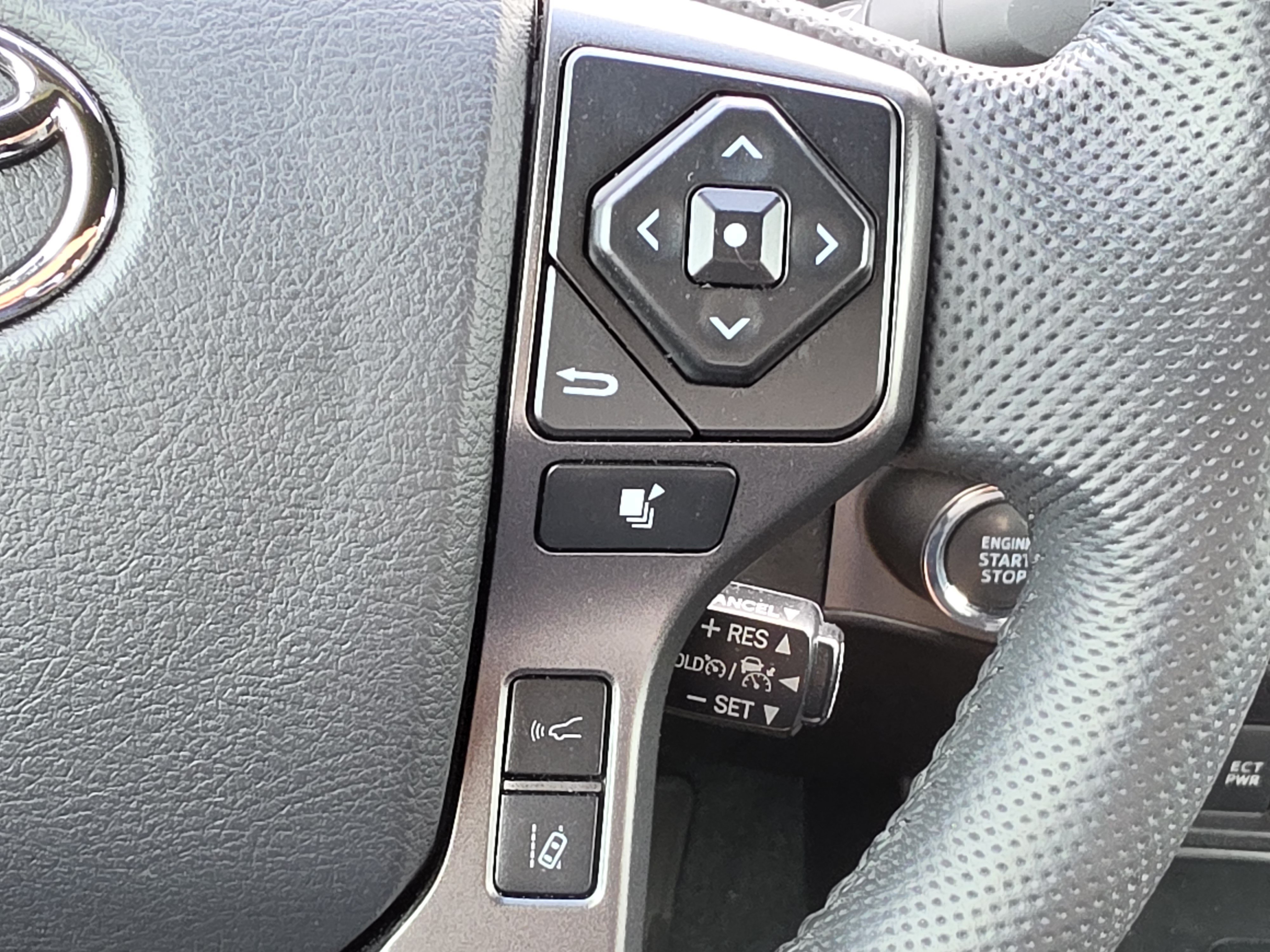 Certified 2023 Toyota Tacoma TRD Off-Road w/ Technology Package RWD image 17