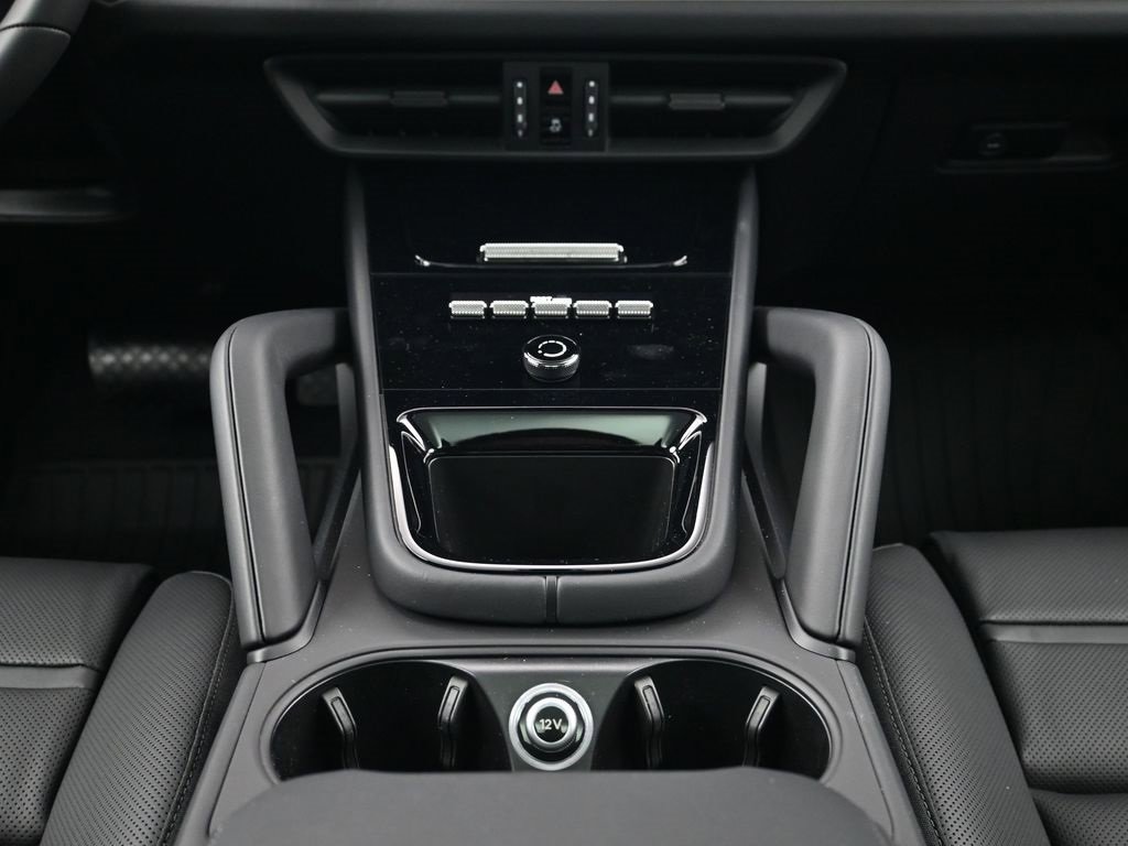 New 2026 Porsche Cayenne Coupe image 10